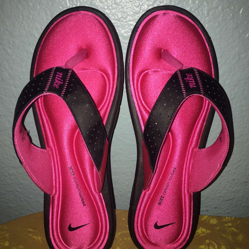 NIKE WOMEN'S HOT PINK/BLK COMFORT FOOTBED NEW SZ 1